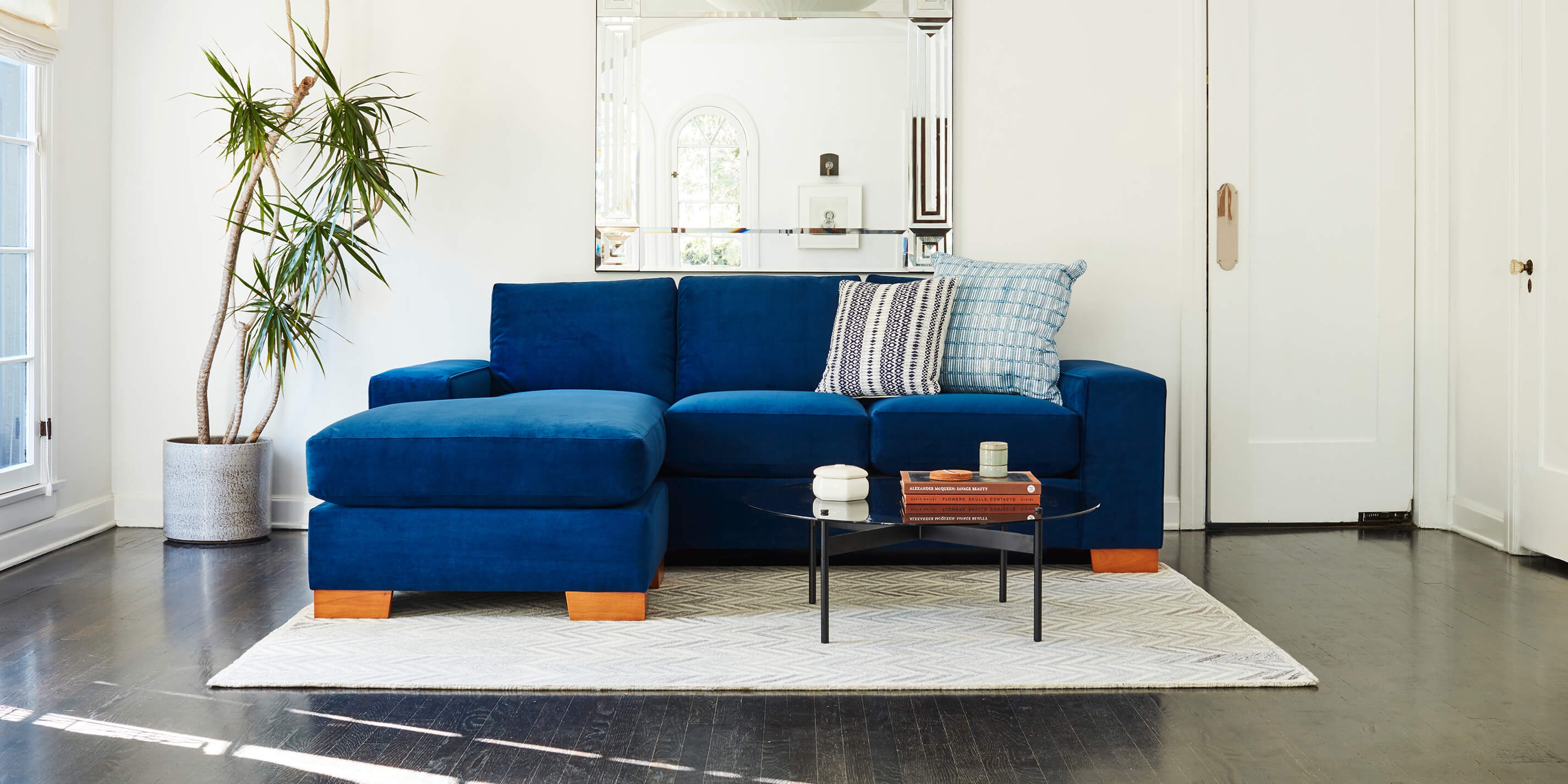 Reversible Chaise Sofas – The Sofas That Move With You