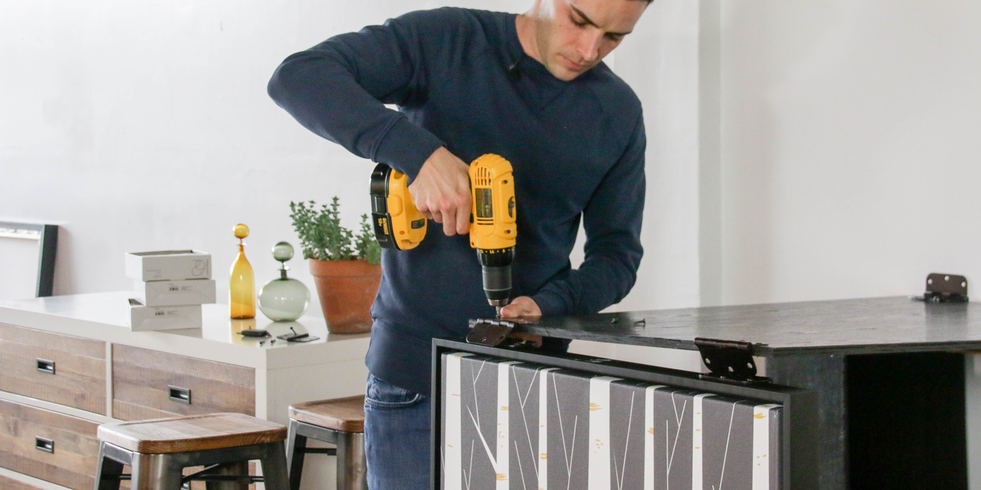 Tired of Staring at a Screen? Here Are 6 Home Hacks To Try This Weekend!